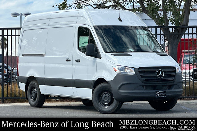 2025 Mercedes-Benz Sprinter 2500 Cargo 144 WB
