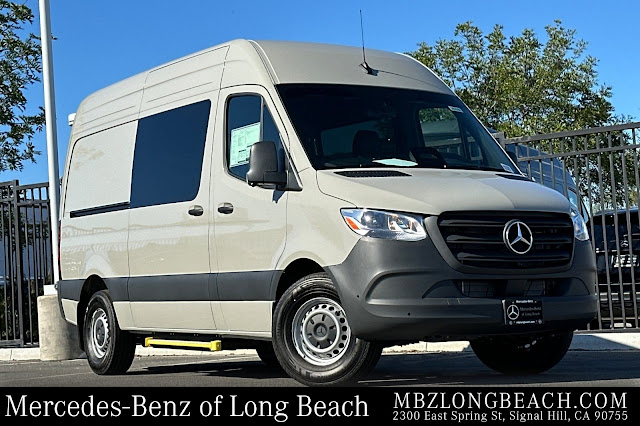 2026 Mercedes-Benz Sprinter 2500 Crew 144 WB