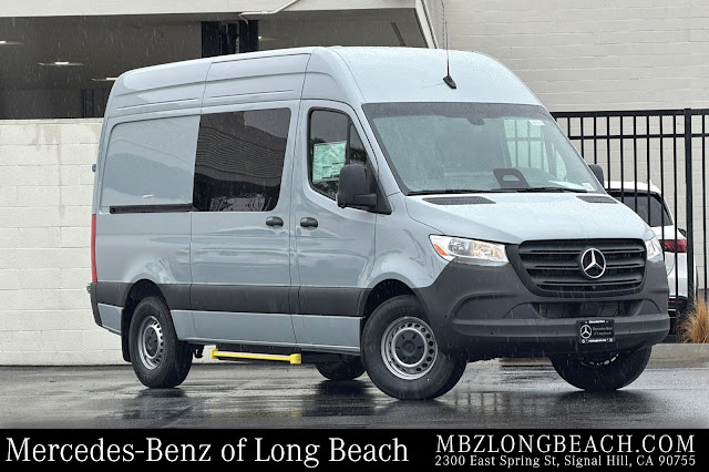 2026 Mercedes-Benz Sprinter 2500 Crew 144 WB