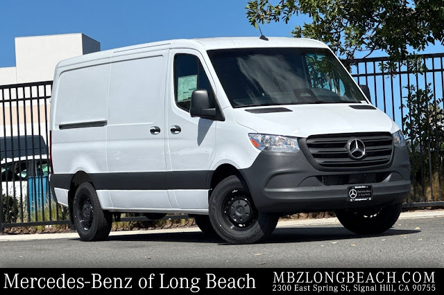 2026 Mercedes-Benz Sprinter 2500 Cargo 144 WB