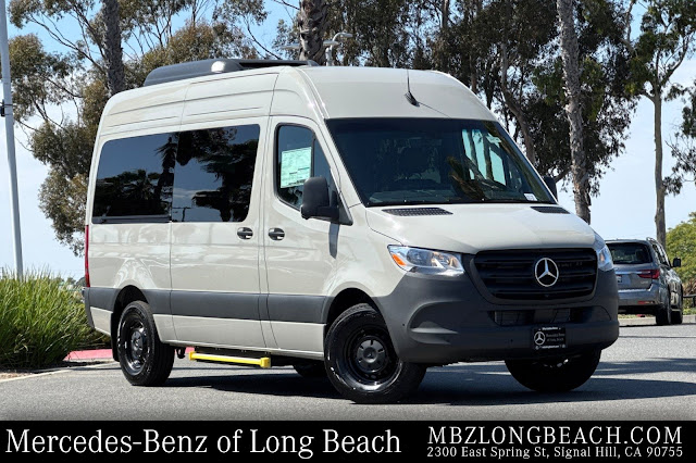 2026 Mercedes-Benz Sprinter 2500 Passenger 144 WB
