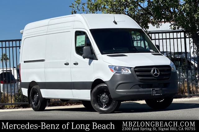 2026 Mercedes-Benz Sprinter 2500 Cargo 144 WB