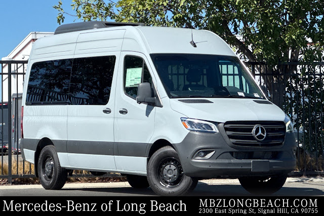 2026 Mercedes-Benz Sprinter 2500 Passenger 144 WB